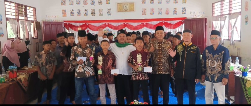 Semarak Maulid Nabi Muhammad SAW di UPTD SMP Negeri 3 Air Batu: Dimeriahkan Penyerahan Hadiah dan Tausiyah Inspiratif